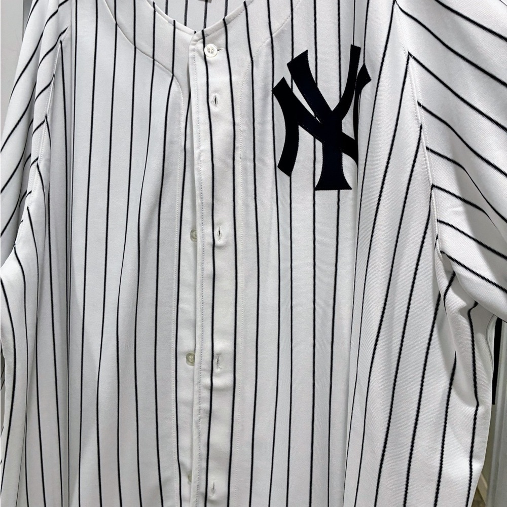Mitchell & Ness Derek Jeter #2 Yankees Cooperstown Jersey 5XL 64 Captain Patch